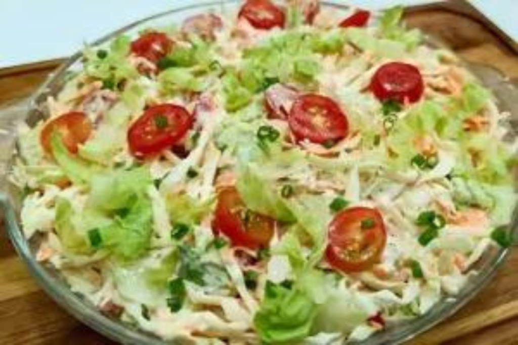 Salada Cremosa de Repolho Super Versátil com 8 ingredientes