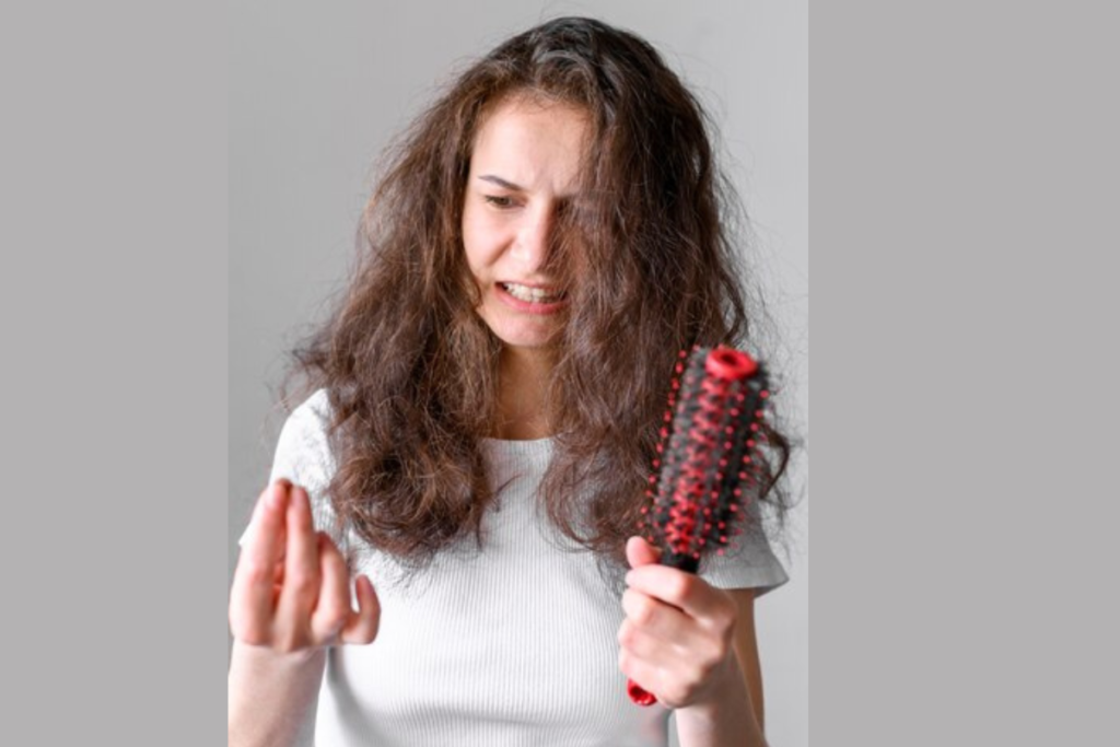 O que fazer quando meu cabelo está caindo muito? 8 dicas para estimular o crescimento capilar?