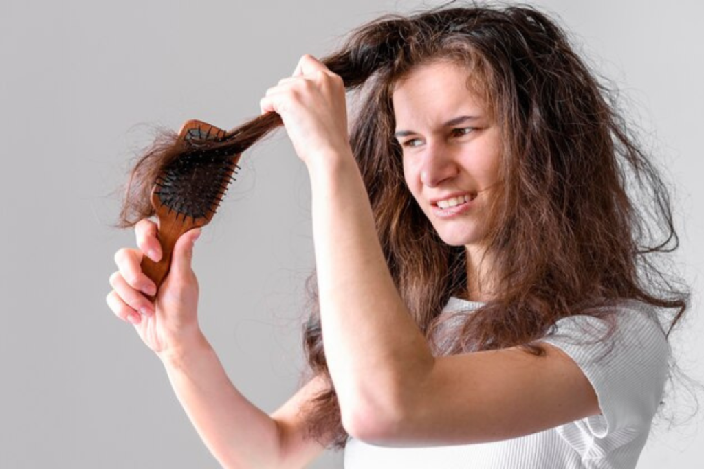 É verdade que excesso de cuidado estraga o cabelo?