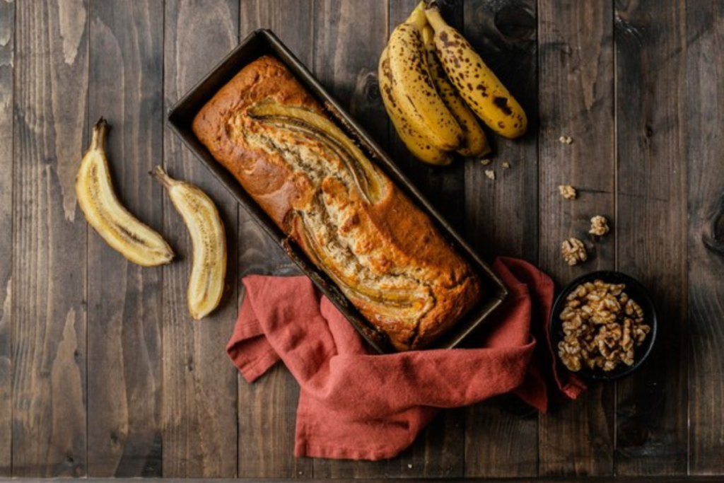 Bolo de Banana com Nozes: Surpreendentemente Simples de Preparar!